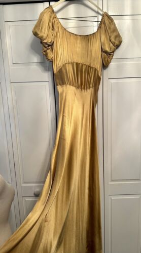 Vintage 1930s 1940s Gold Fabric Dress Original Des