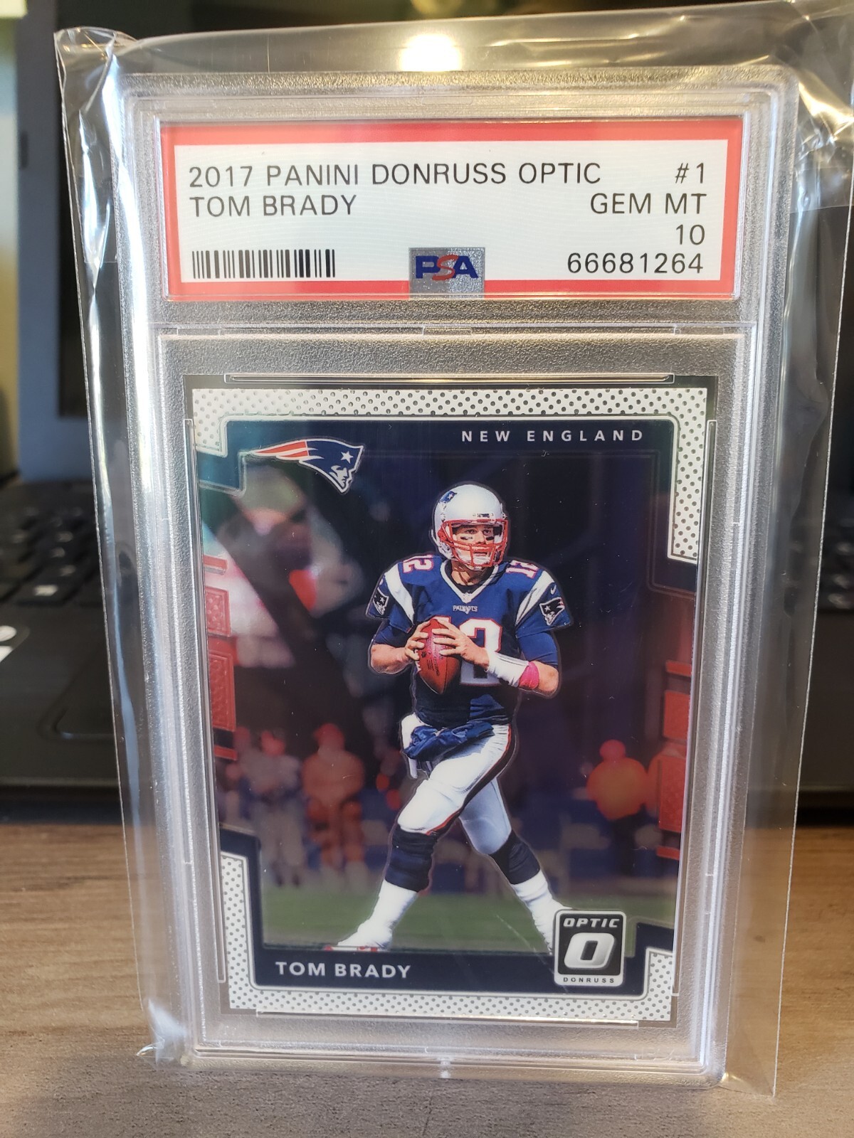 2017 Donruss Optic Tom Brady #1 PSA 10 Patriots 2nd year optic!