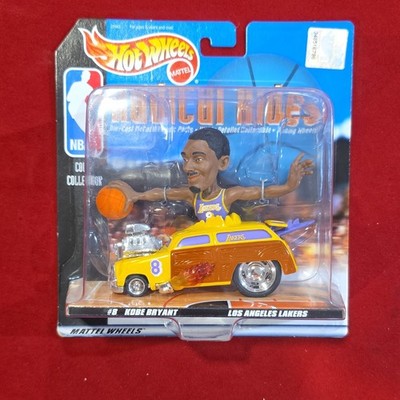 Hot Wheels Radical Rides Los Angeles Lakers 1:43 Diecast Car w/ Player