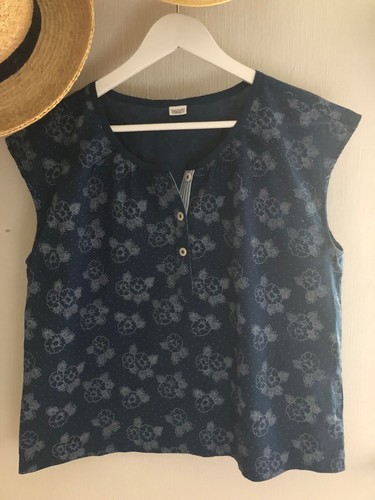 TOAST pretty sleeveless top - Navy - S