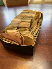 100's OF VINTAGE PAINT SAMPLE CHIP CARDS FOR DECORATING AND PAINTING