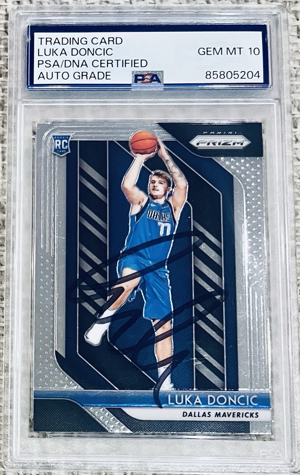 Luka Doncic Signed 2018-19 Rookie Card Prizm Autograph PSA/DNA Gem Mint 10 Rare