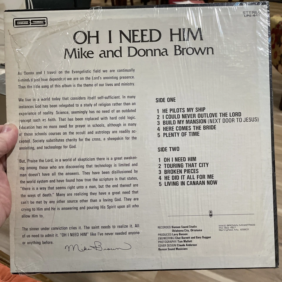 MIKE & DONNA BROWN Gospel LP Oh I Need Him Benson LPS 441 - Image 3 of 4