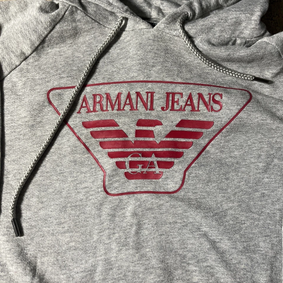 Moletom com capuz Armani Jeans cinza tamanho G - Imagem 2 de 4