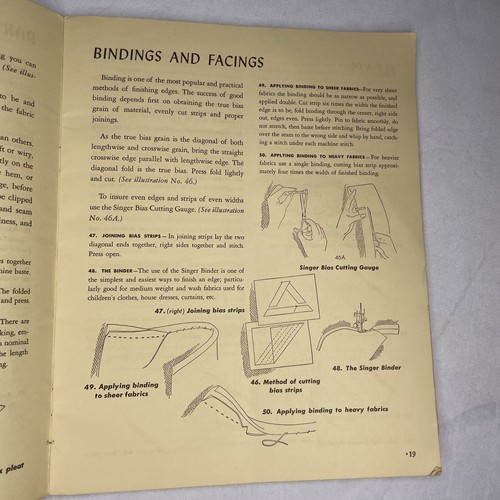 1941 Vintage Illustrated Dressmaking Guide Singer Sewing Machine Co - Picture 7 of 18