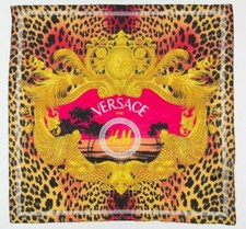 Authentique foulard " Versace