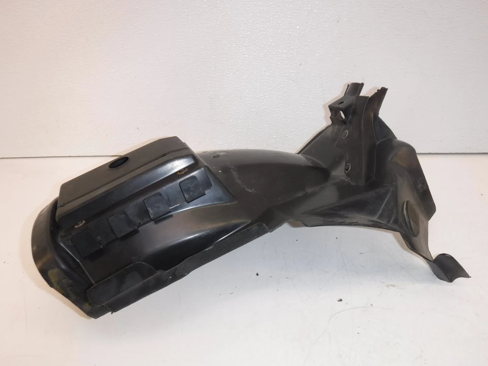 1982 yamaha virago 750 BLACK OEM REAR BACK WHEEL FENDER MUD GUARD - Image 3 of 4