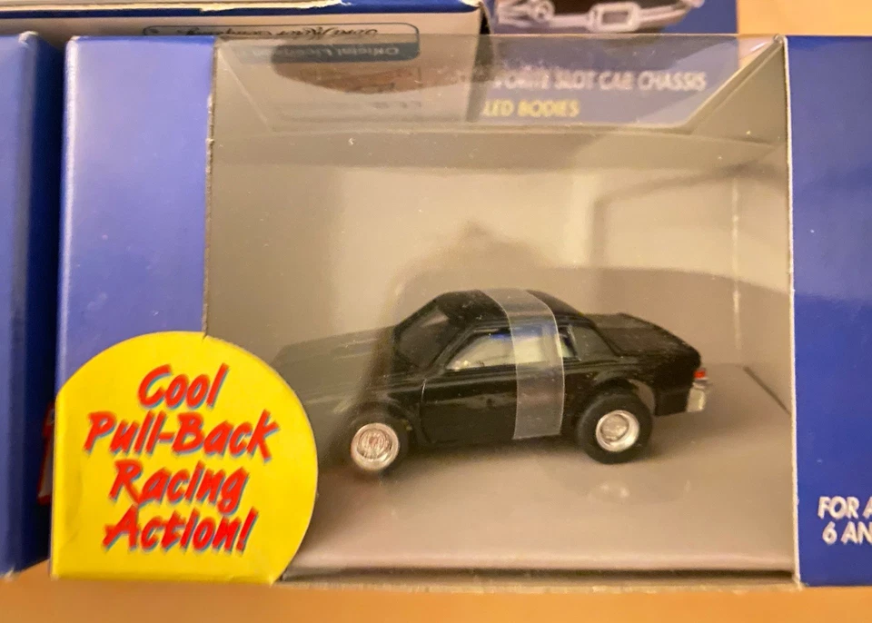 Lote de 3x Johnny Lightning Thunderjets Ram Pickup, VW Bug & Buick GN Pull-Back Foto 2 de 4