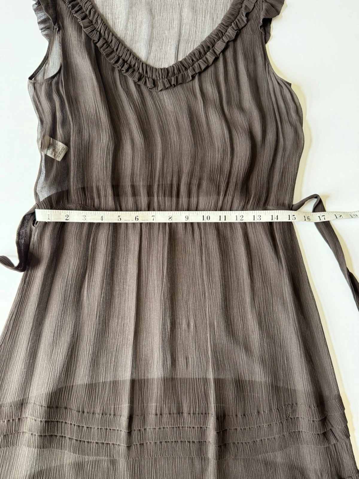 Abito Moschino economico e chic in seta con volant marrone trasparente a strati Italia tg 10 44