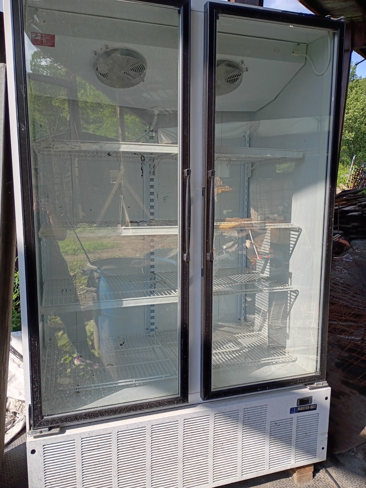Upright Freezer Or Cooler