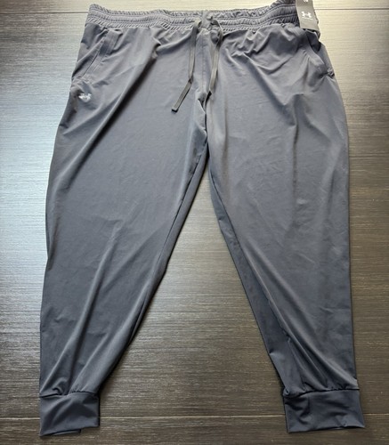 Under Armour Woman’s Size 2X Tapered Leg Joggers Black New 28” Inseam, Gym Run