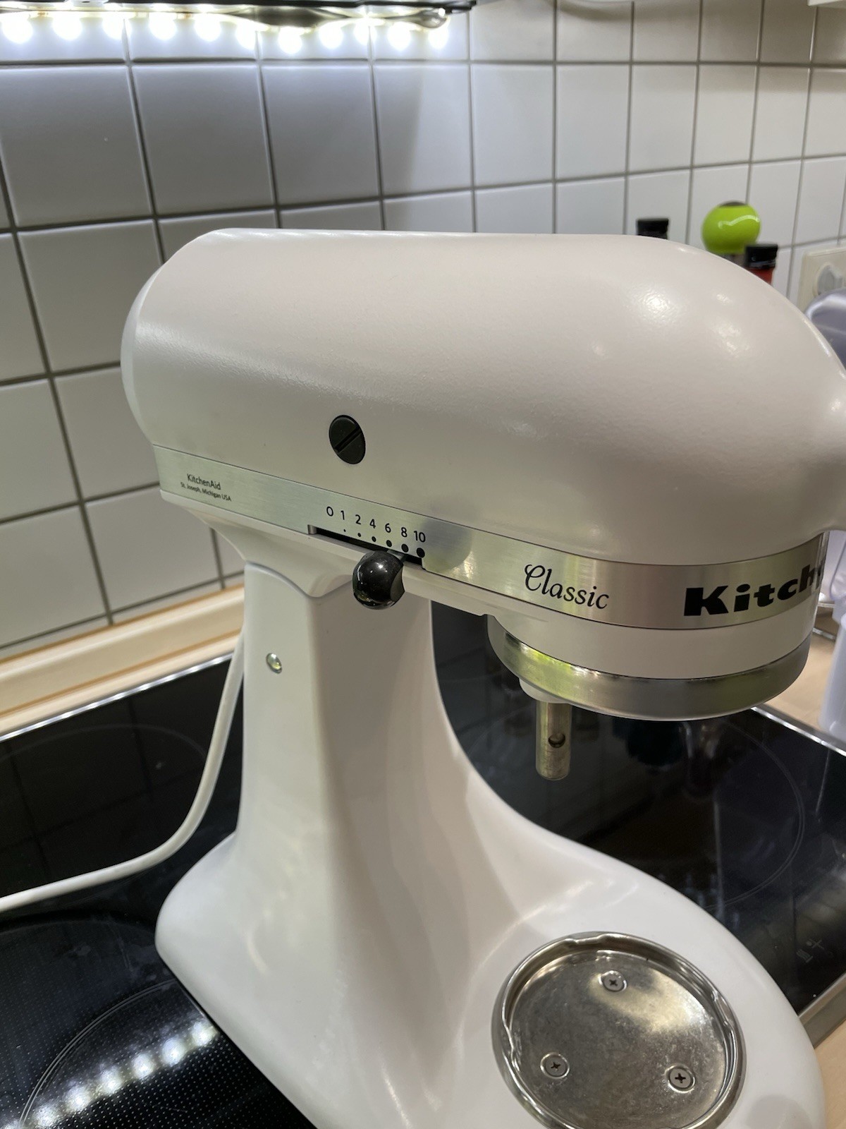 Unbenutzte Kitchen Aid Classic Küchenmaschine, Weiß, Inkl. vieler Aufsätze