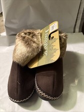 Isotoner Faux Fur Cuffed Women's Ankle Bootie Slippers Dark Chocolate 9.5-10