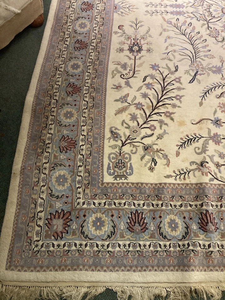 Vintage 9x12+ Foot Oriental Style Area Rug Ivory Blue Green Pink - Image 3 of 4