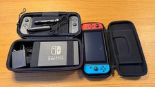 Nintendo Switch V2 Komplett-Set | 4 Joy-Cons | 256GB | Dock | 2 Taschen …