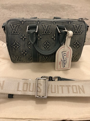 Louis Vuitton Keepall 25 Bandouliere