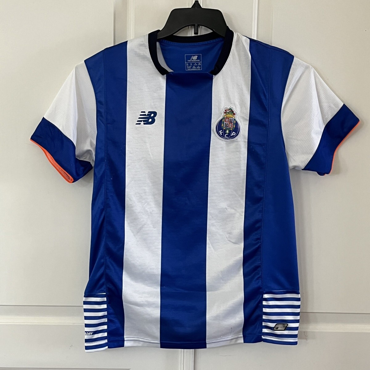 New Balance FCP Soccer Jersey Shirt Adult XL Blue Super Bock New Balance FCP Soccer Jersey Shirt Adult XL Blue Super Bock