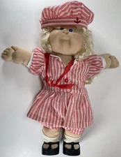 1986 Cabbage Patch Kid Coleco Xavier Roberts signed (Outfit may not be original)