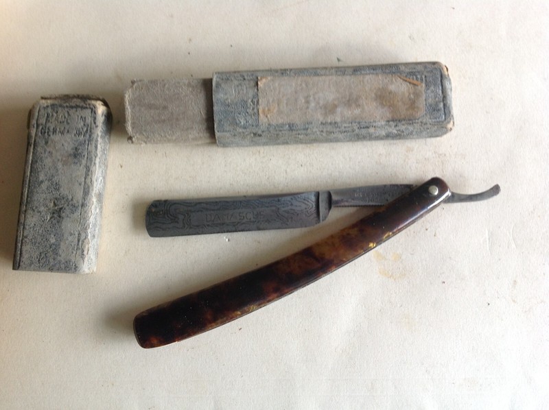 ANTIQUE JOHN PRIMBLE STRAIGHT RAZOR INDIA DAMASCUS STEEL. GERMANY. VERY RARE.