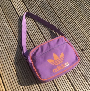 adidas vintage shoulder bag