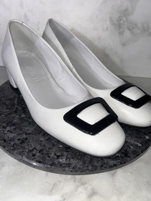 Sz 40 ( US 9.5 Girotti White & Black Professional Classic Heeled Leather Shoes