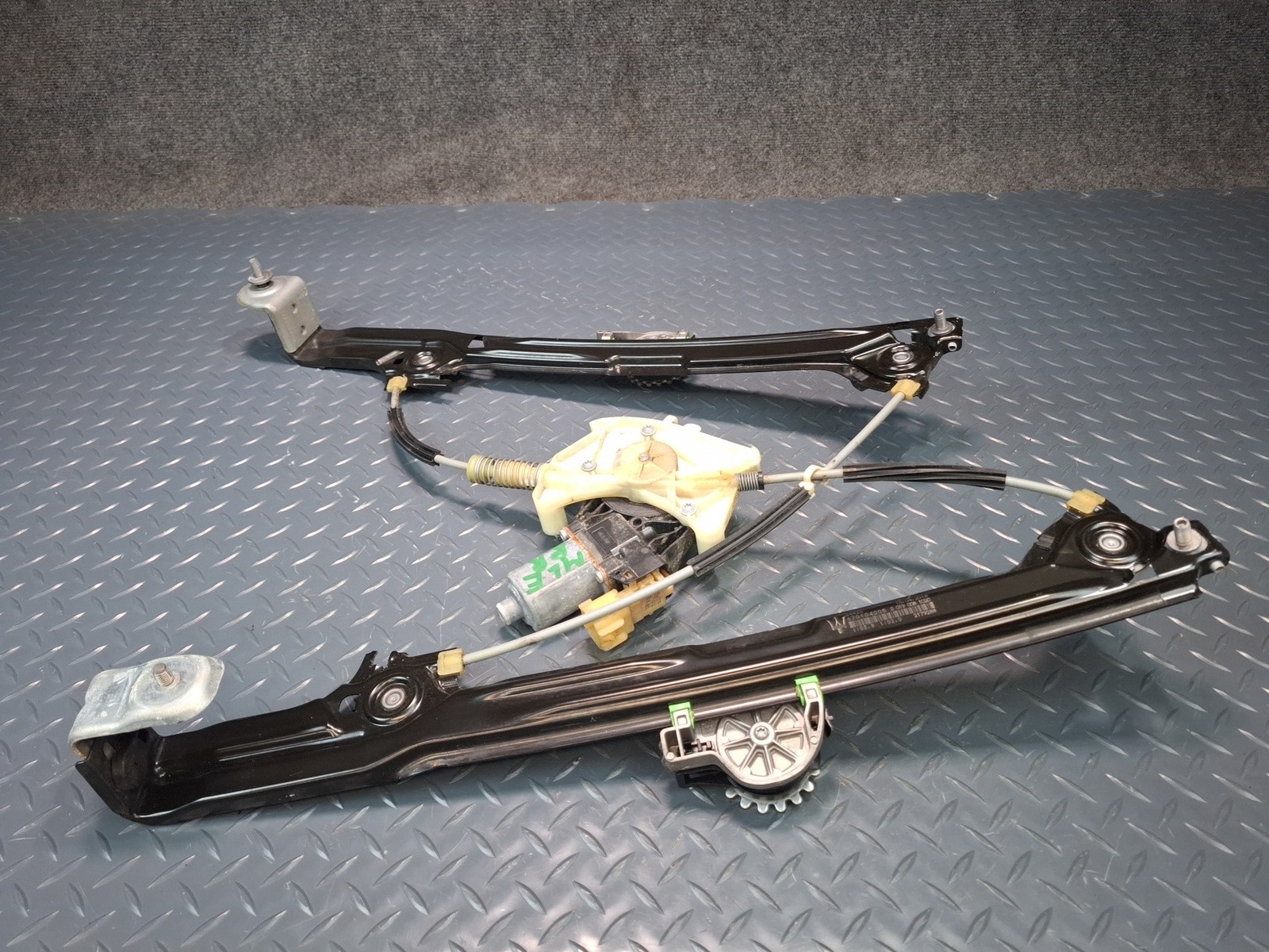 Maserati Levante 2017-2020 Rear Right Window regulator