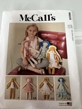 NEW McCall s M8235. 18 Cloth Doll Patterns