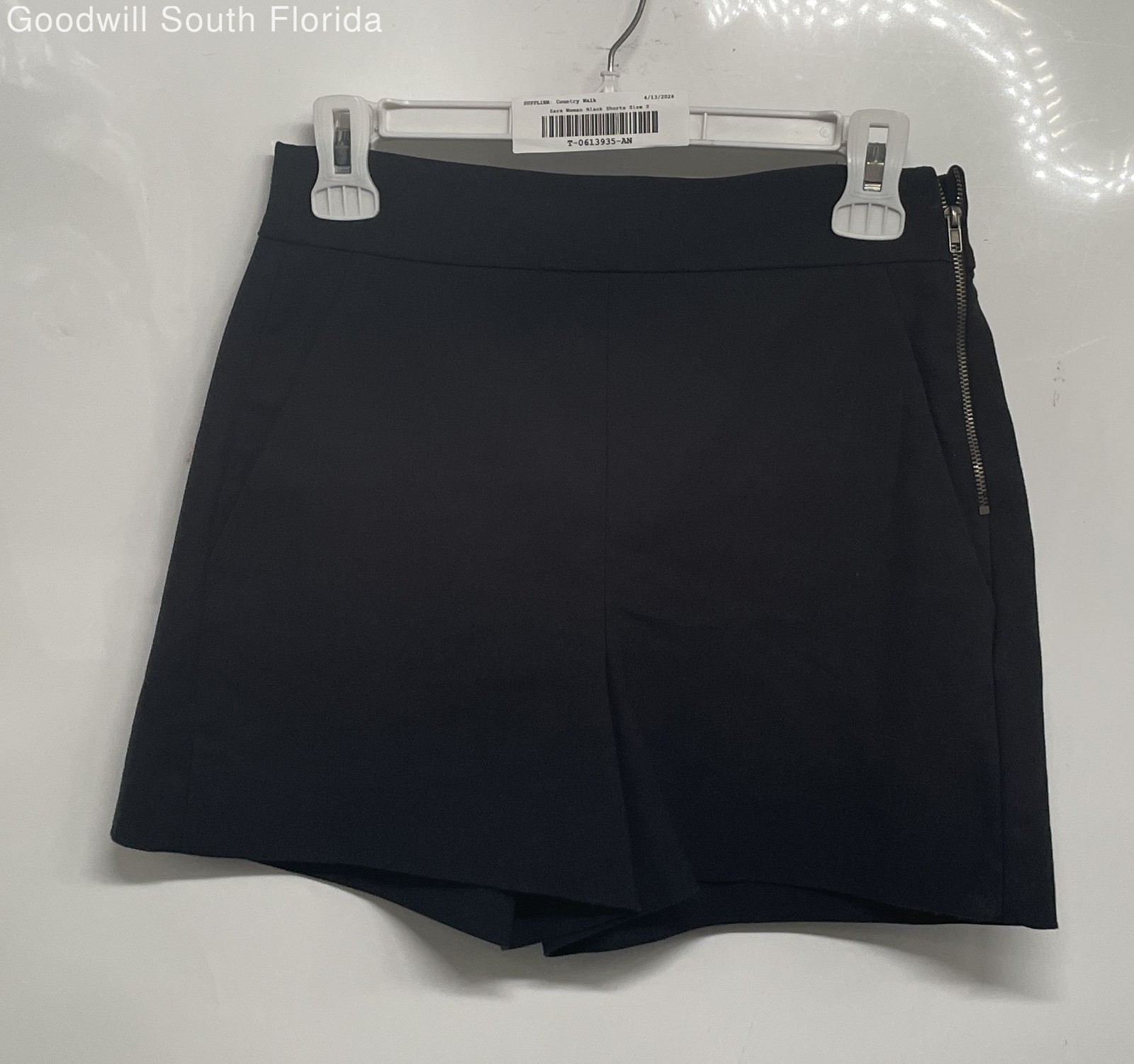 Zara Womens Black Slash Pocket Regular Fit Side Zip Chino Shorts Size S