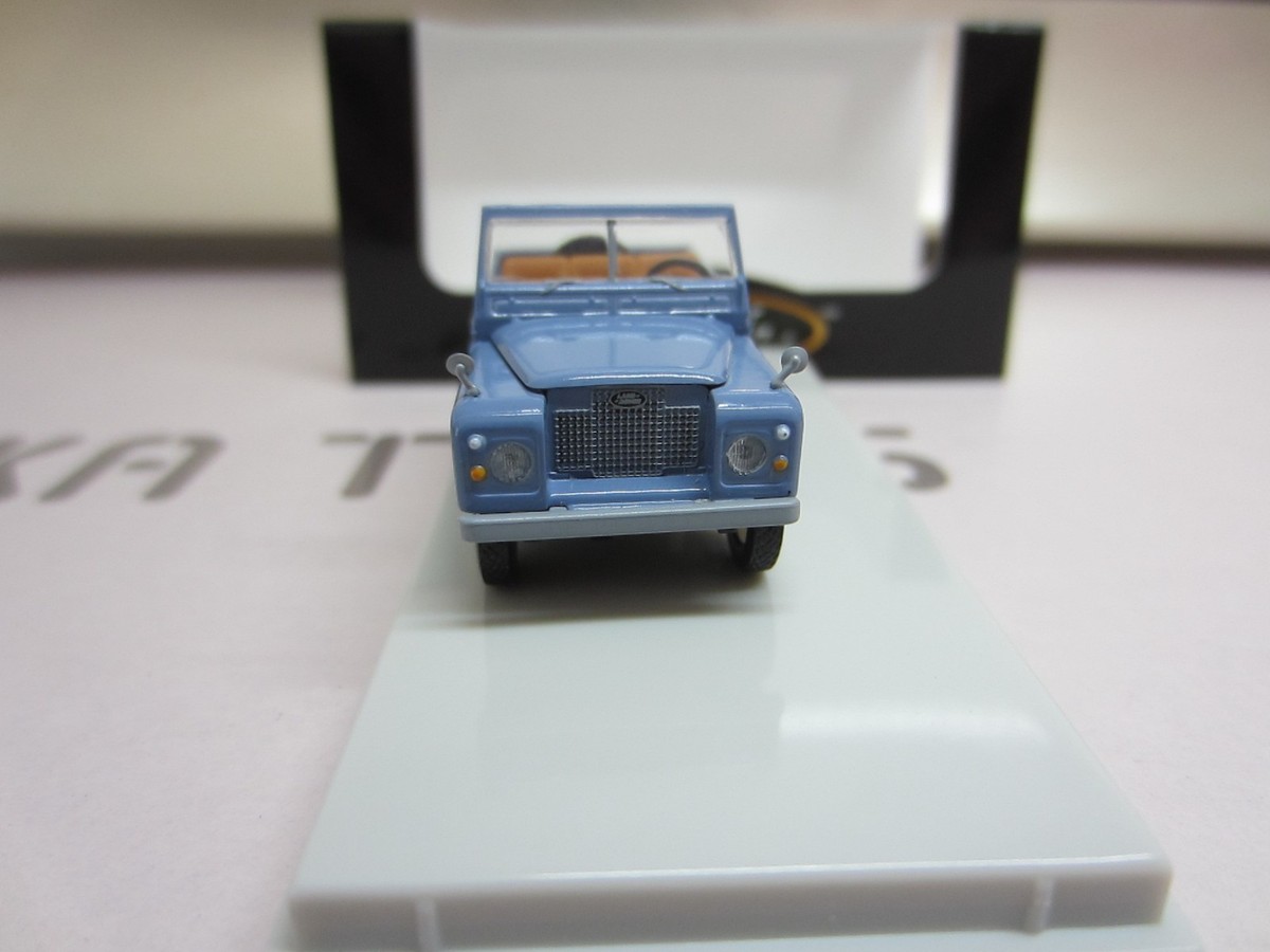 BREKINA STARMADA 13851 LAND ROVER 88 BLUE - model is PLASTIC - HO