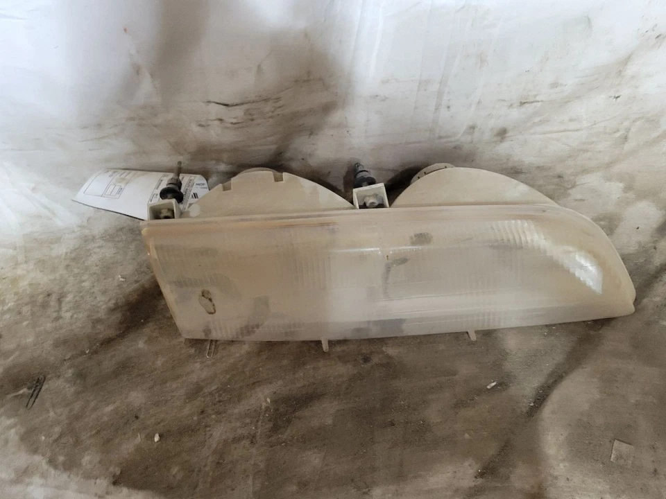 Faro derecho pasajero compatible con 89-93 THUNDERBIRD 97645 Foto 3 de 3