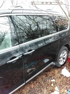 Used Rear Left Door Assembly Rear Side fits: 2017 Chrysler Pacifica movable glas