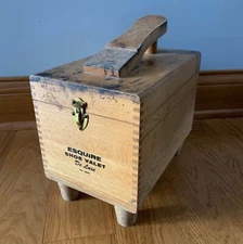 Vintage Wooden Esquire Shoe Valet De Luxe Shoe Shine Box Kit w/ Brushes & Polish