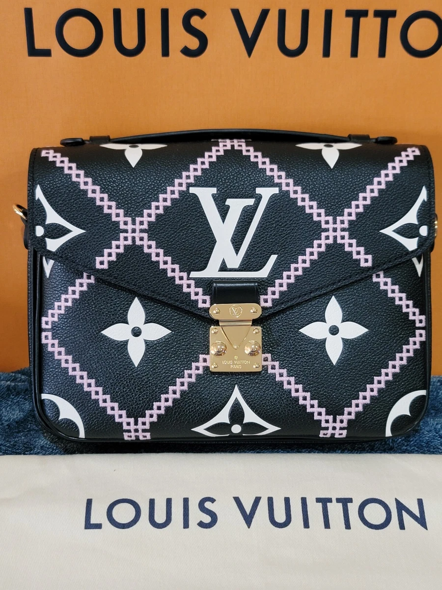 LOUIS VUITTON Metis Pochette Empreinte Leather Crossbody Bag Black