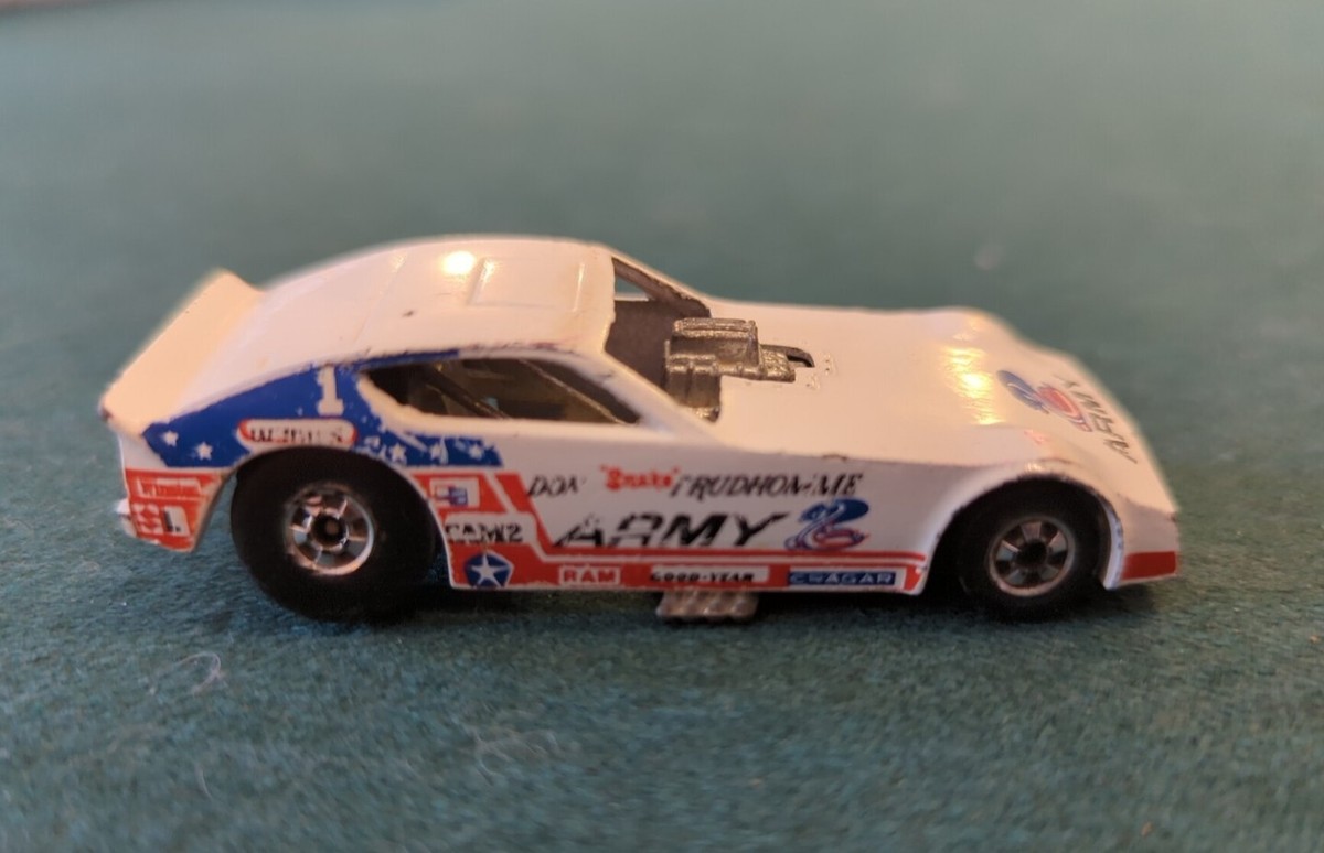 Hot Wheels Don Prudhomme Snake Funny Car Army Dragster Black Wall