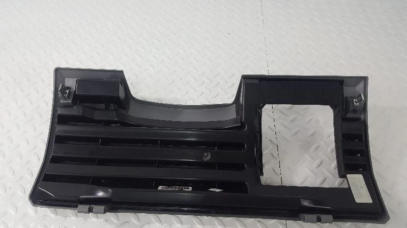 Rodillera gris para tablero Dodge Nitro 07-10  Foto 3 de 4