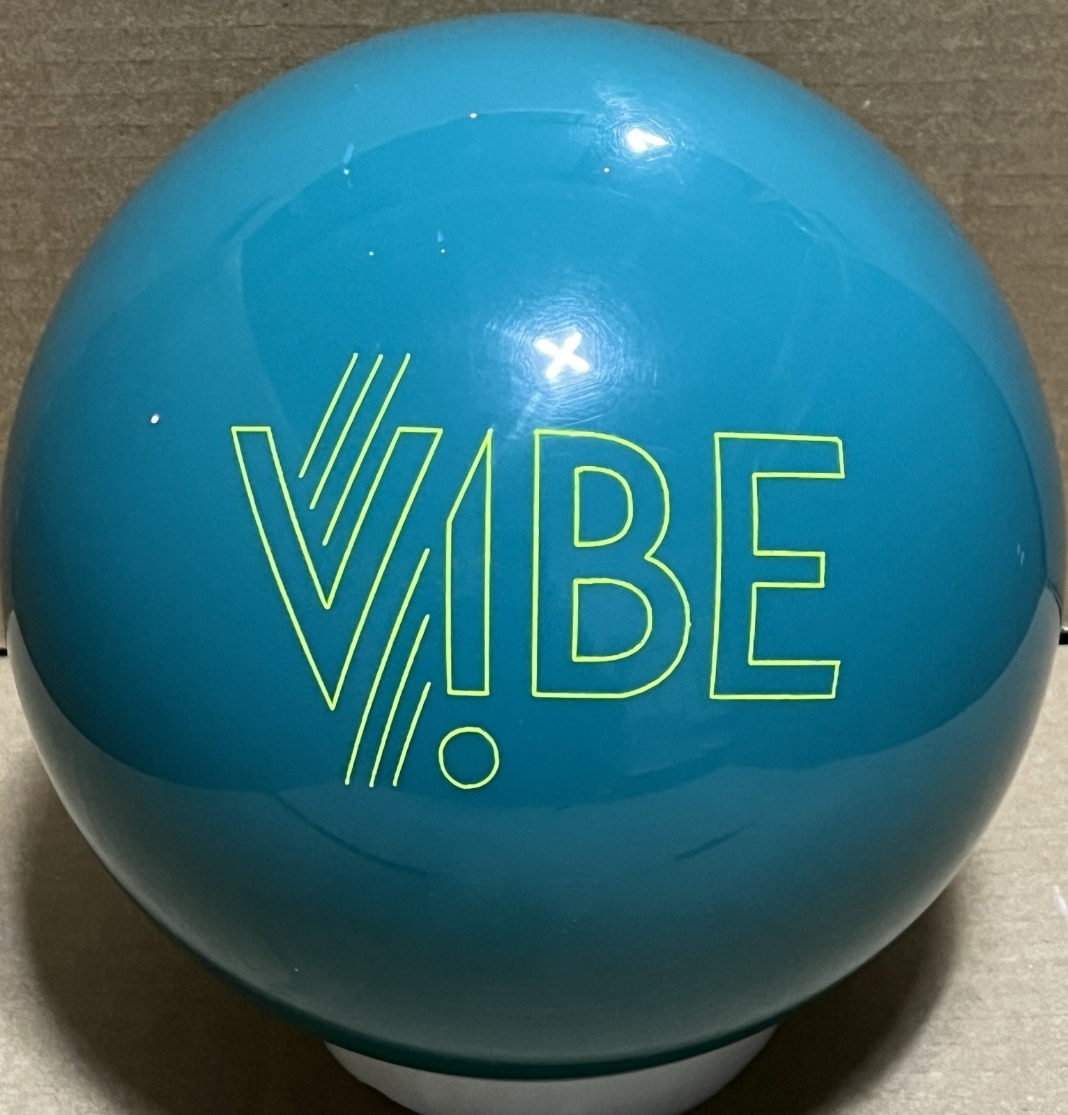 Hammer Vibe Xtra Rare 15 lb Bowling Ball New in Original Box Made in the USA