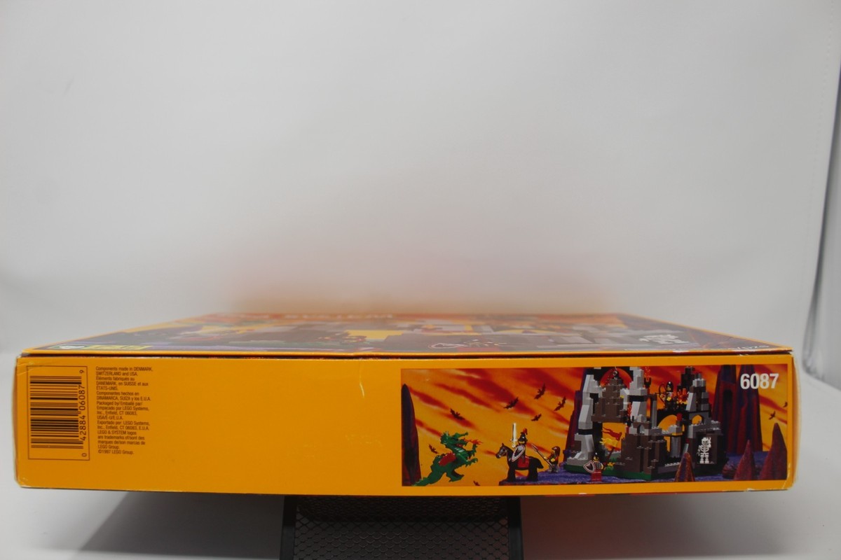 LEGO Castle - Fright Knights -6087 - Witch's Magic Manor - Factory