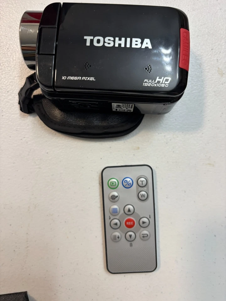Toshiba Camileo H30 Touchscreen HD Video Camera Camcorder W/ Battery - (READ) - Image 3 of 4