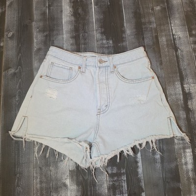 Wild Fable Women s Size 2 High Rise Denim Shorts Cut Off Light Wash (0090)