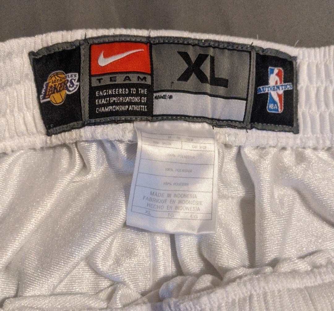 90s nike lakers warm up pants　トラックパンツ Nike Los Angeles Lakers Pants Size XXL Warm-up 61 Retro