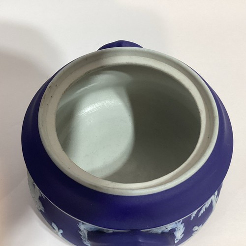 Cobalt Blue Wedgwood Jasperware Cream & Sugar Set - Picture 5 of 12
