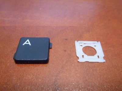 SINGLE KEY CAP + CLIP FOR DELL LATITUDE 3189 P/N 343NN MODEL NSK-EK0SW, HIAA 2