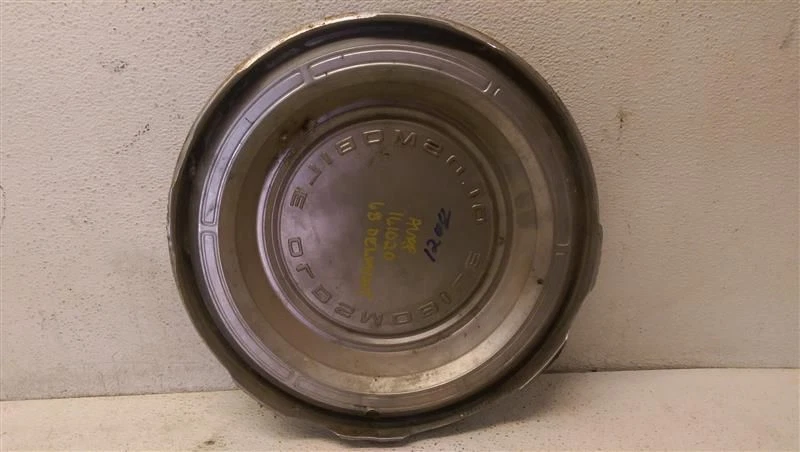 Cubierta de rueda Oldsmobile 14 pulgadas para Oldsmobile Delmont 88 1968 Foto 2 de 4