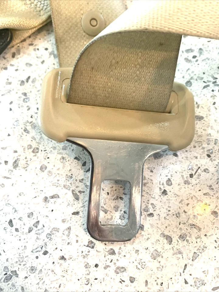 CINTURÓN DE SEGURIDAD TRASERO IZQUIERDO TOYOTA AVALON LIMITED OEM 13 14 15 16 17 18 Foto 4 de 4