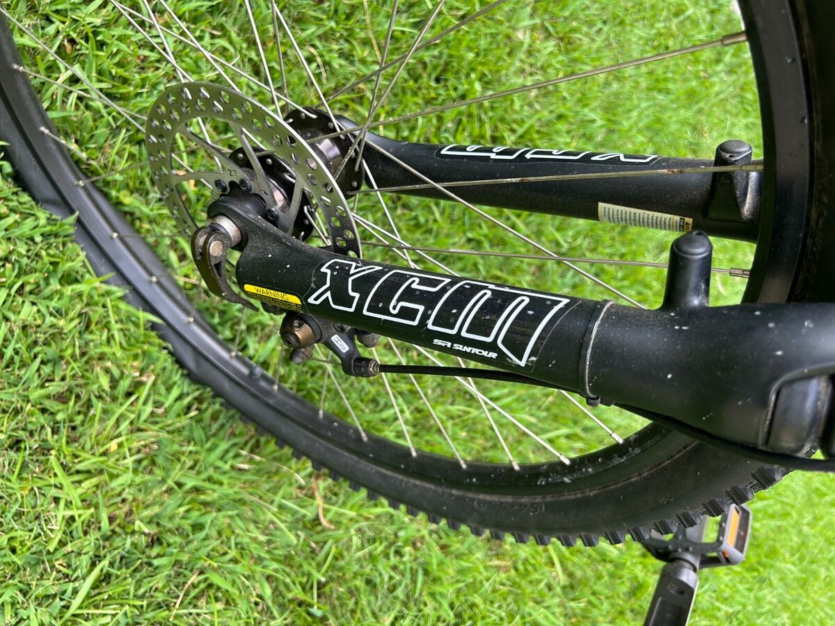 GT Avalanche 3.0 All Terrain Mountain Bike | eBay GT Avalanche 3.0 All Terrain Mountain Bike | eBay