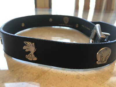 WARNER BROS STORE black leather belt Size 30 Bugs Wile RR WARNER BROS STORE black leather belt Size 30 Bugs Wile RR
