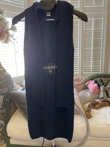 Chanel 100% Cashmere Dress / Jumper Attached Scarf , Only Worn Once ! Size 10 