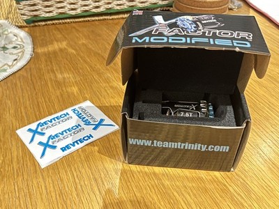 Trinity Revtech ''X Factor'' 7,5T Brushless Motor mit 12,0mm Rotor.