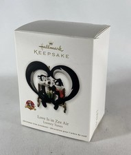 2011 Hallmark Keepsake Ornament Love is in Zee Air Pepe & Penelope Looney Tunes
