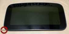 2005-2010 Jeep Grand Cherokee Sunroof Glass Power Moonroof Window Factory Oem 2005-2010 Jeep Grand Cherokee Sunroof Glass Power Moonroof Window Factory Oem